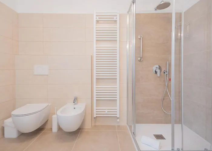 La Quiete With Private Garden By Rent Апартаменты Лалльо