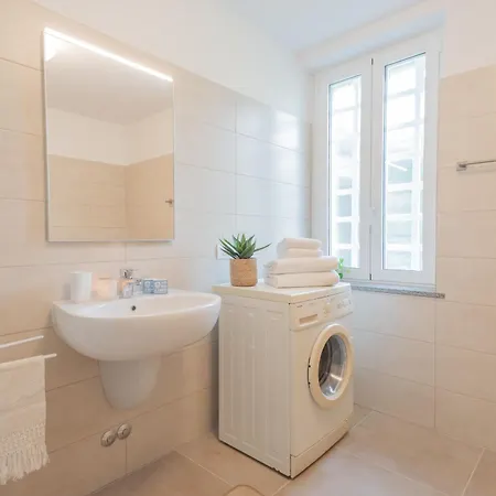 La Quiete With Private Garden By Rent Apartment