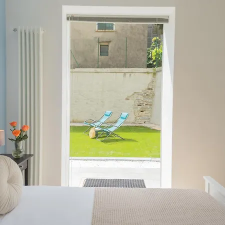 La Quiete With Private Garden By Rent