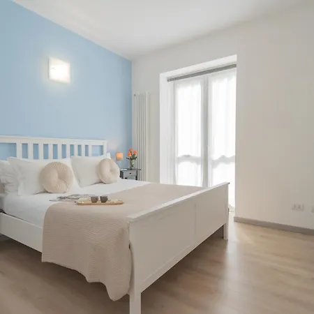La Quiete With Private Garden By Rent Apartment Laglio