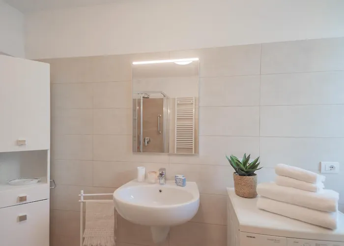 דירה La Quiete With Private Garden By Rent