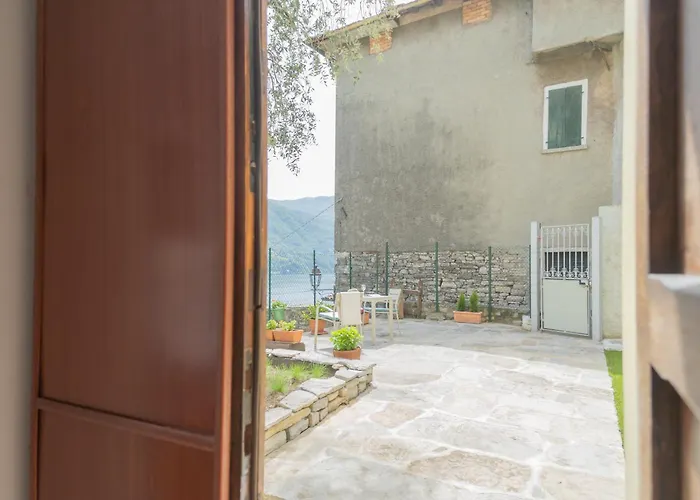 דירה La Quiete With Private Garden By Rent *